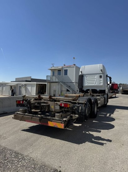 Iveco Stralis AS260SY LBW BDF, Automatik, E6, Standklkima - شاحنات الحاويات / جسم علوي قابل للتغيير شاحنة: صور 4 Iveco Stralis AS260SY LBW BDF, Automatik, E6, Standklkima - شاحنات الحاويات / جسم علوي قابل للتغيير شاحنة: صور 4