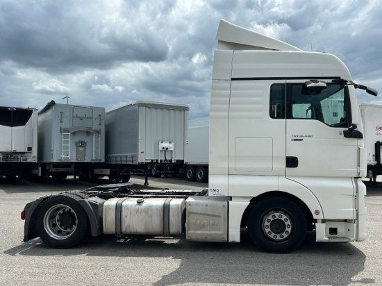 MAN TGX 18.440 XXL Low Deck, Retarder, Standklima, Euro 6, - شاحنة جرار: صور 4 MAN TGX 18.440 XXL Low Deck, Retarder, Standklima, Euro 6, - شاحنة جرار: صور 4