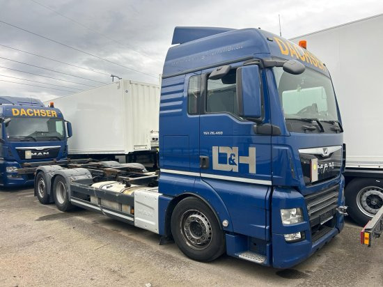 MAN TGX 26.440 XLX 6x2 Liftachse, Euro 6, Motorschaden, engine damage! - شاحنات الحاويات / جسم علوي قابل للتغيير شاحنة: صور 1 MAN TGX 26.440 XLX 6x2 Liftachse, Euro 6, Motorschaden, engine damage! - شاحنات الحاويات / جسم علوي قابل للتغيير شاحنة: صور 1