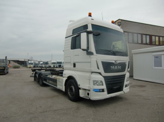 MAN TGX 26.460 XXL 6x2 Liftachse Euro 6 Unterfaltbühne - شاحنات الحاويات / جسم علوي قابل للتغيير شاحنة: صور 3 MAN TGX 26.460 XXL 6x2 Liftachse Euro 6 Unterfaltbühne - شاحنات الحاويات / جسم علوي قابل للتغيير شاحنة: صور 3