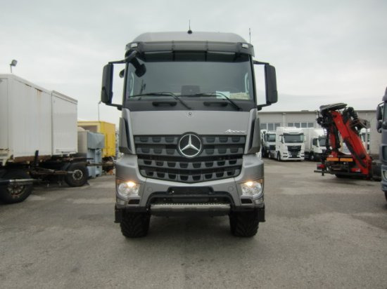 Mercedes-Benz Arocs 1851 EURO6 Agromover Hochdach - شاحنة جرار: صور 2 Mercedes-Benz Arocs 1851 EURO6 Agromover Hochdach - شاحنة جرار: صور 2