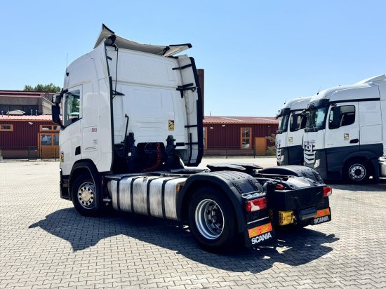 Scania R450 DC 13 164 Euro 6 Highline Retarder - شاحنة جرار: صور 4 Scania R450 DC 13 164 Euro 6 Highline Retarder - شاحنة جرار: صور 4