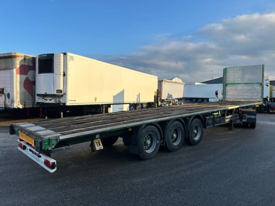 Schwarzmüller Plateau-Auflieger - نصف مقطورة مسطحة: صور 4 Schwarzmüller Plateau-Auflieger - نصف مقطورة مسطحة: صور 4