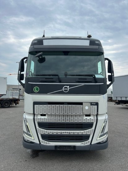 Volvo FH 500 EURO 6, I-Shift, Globetrotter, Standklima - شاحنة جرار: صور 2 Volvo FH 500 EURO 6, I-Shift, Globetrotter, Standklima - شاحنة جرار: صور 2