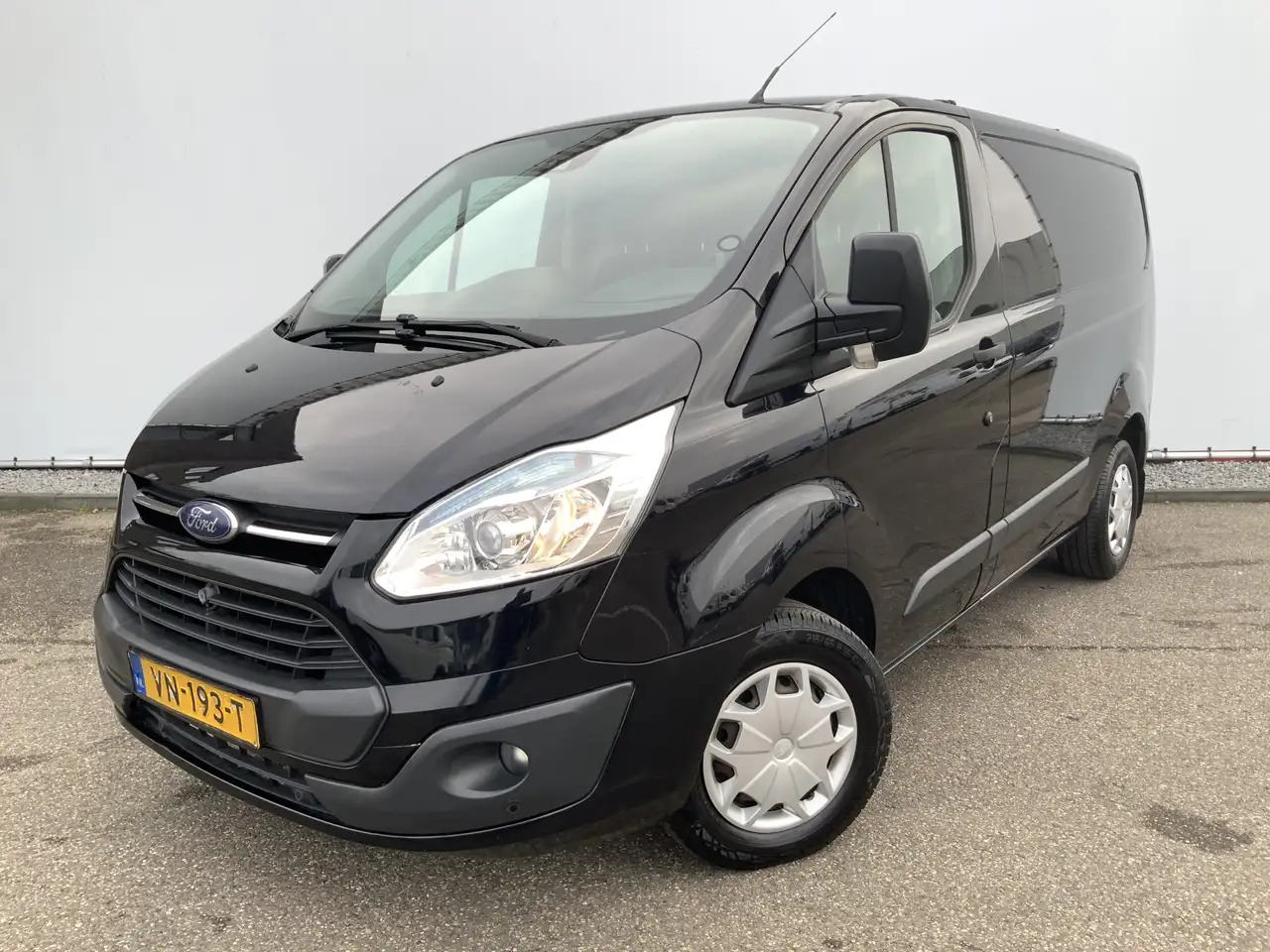 Ford Transit Custom 270 2.2 TDCI L1H1 Trend Airco Cruise 3 Zits Camera - فان: صور 1 Ford Transit Custom 270 2.2 TDCI L1H1 Trend Airco Cruise 3 Zits Camera - فان: صور 1