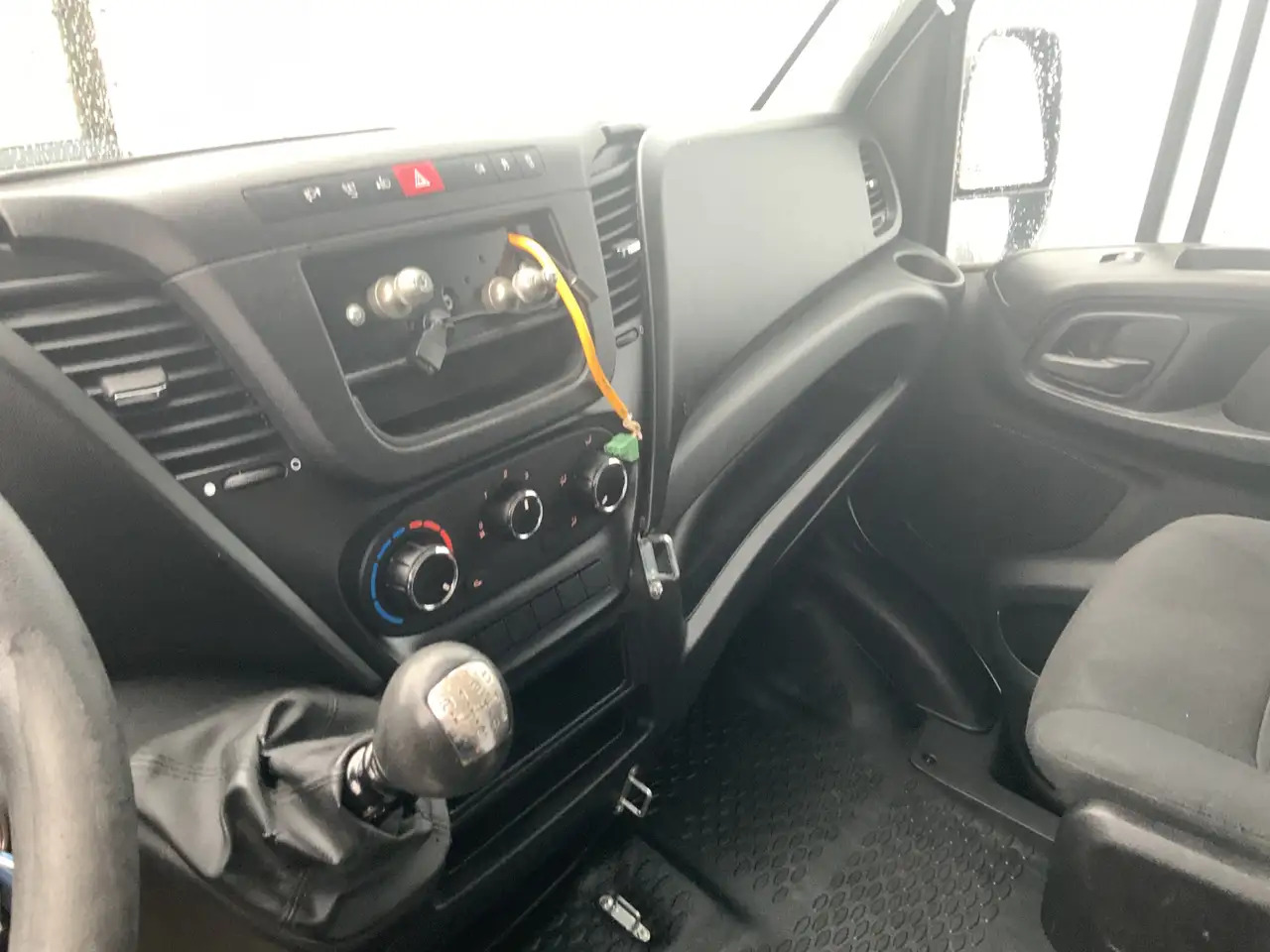 Iveco Daily 35S12 2.3 345 VriesAuto 10 deuren _40 gr onder 0, - الشاحنات الصغيرة المبردة: صور 5 Iveco Daily 35S12 2.3 345 VriesAuto 10 deuren _40 gr onder 0, - الشاحنات الصغيرة المبردة: صور 5