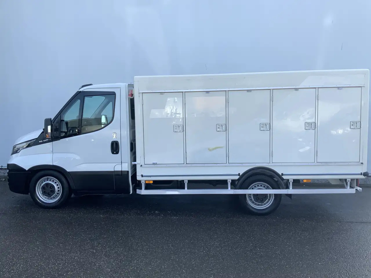 Iveco Daily 35S13 2.3 345 IJswagen -0.40 gr 10 deuren Euro 5 B - الشاحنات الصغيرة المبردة: صور 3 Iveco Daily 35S13 2.3 345 IJswagen -0.40 gr 10 deuren Euro 5 B - الشاحنات الصغيرة المبردة: صور 3