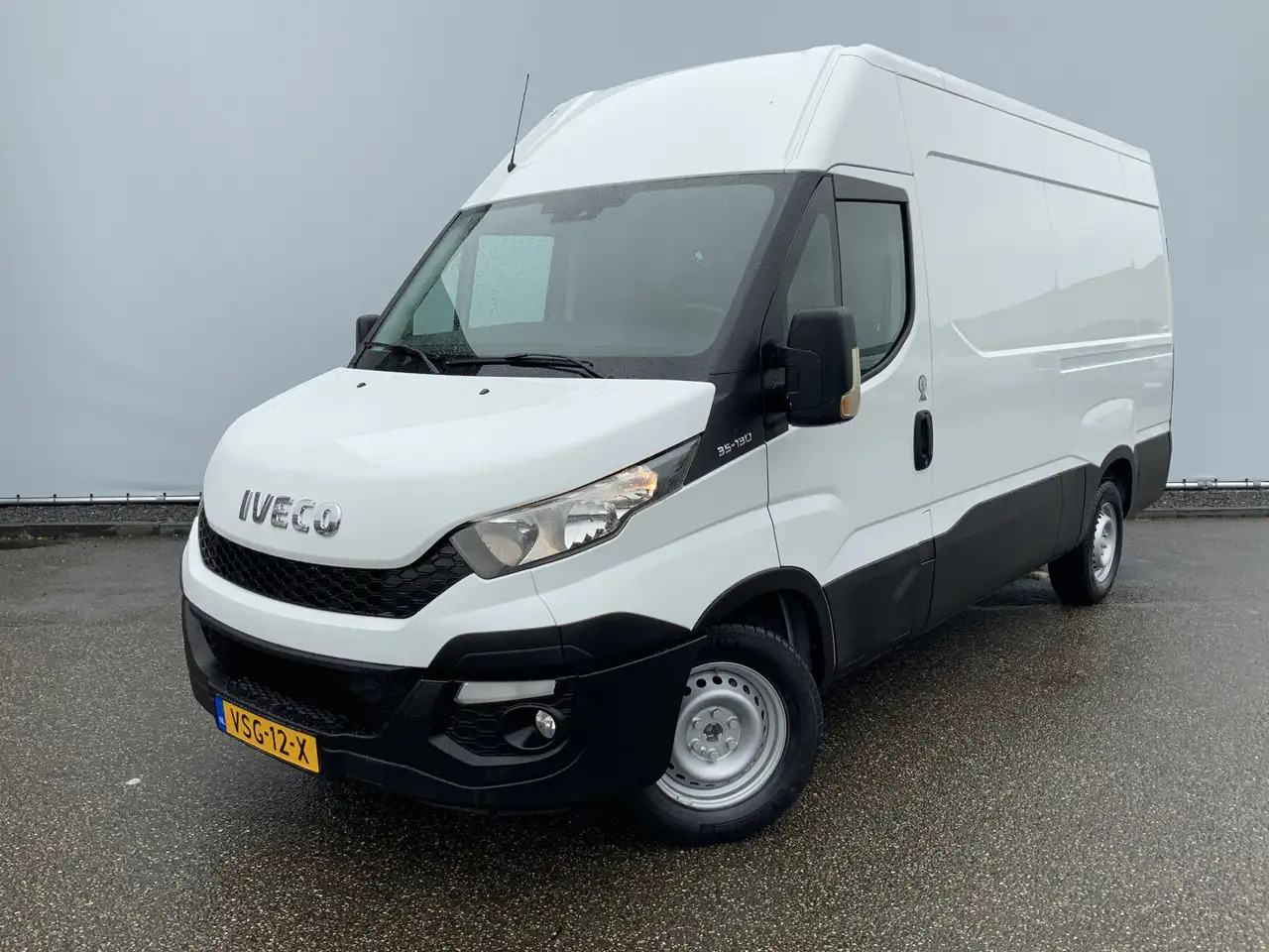 Iveco Daily 35S13V 2.3 352 H2 L3 Airco 3 Zits Opstap Euro 5 - فان: صور 1 Iveco Daily 35S13V 2.3 352 H2 L3 Airco 3 Zits Opstap Euro 5 - فان: صور 1