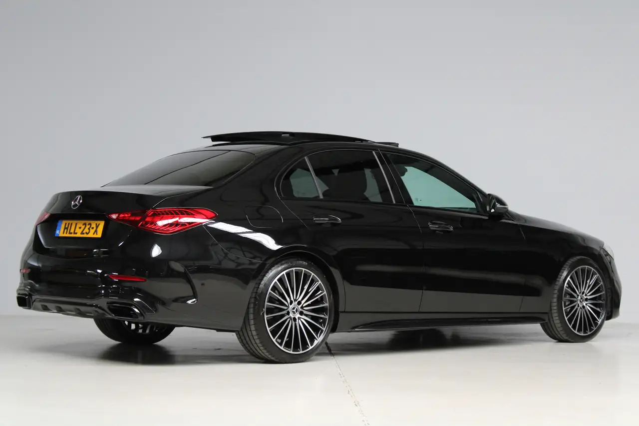 Mercedes-Benz C-klasse AMG-line (Nightpakket, Sfeerverlichting, - سيدان: صور 2 Mercedes-Benz C-klasse AMG-line (Nightpakket, Sfeerverlichting, - سيدان: صور 2