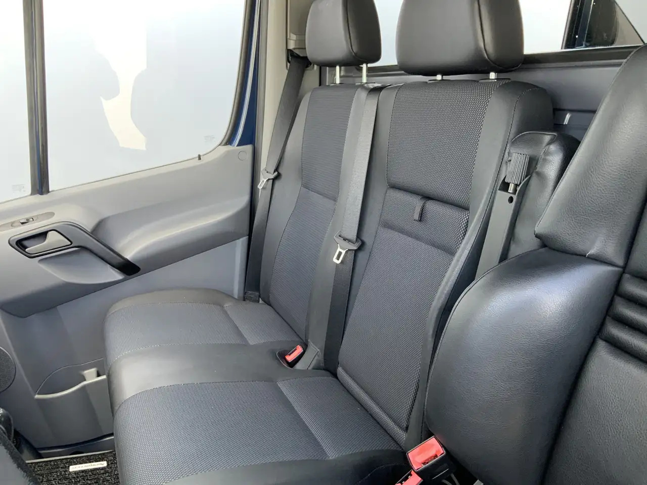 Mercedes-Benz Sprinter 210 2.2 CDI 325 L1H1 Airco Cruise 3 Zits Opstap Ba - فان: صور 5 Mercedes-Benz Sprinter 210 2.2 CDI 325 L1H1 Airco Cruise 3 Zits Opstap Ba - فان: صور 5