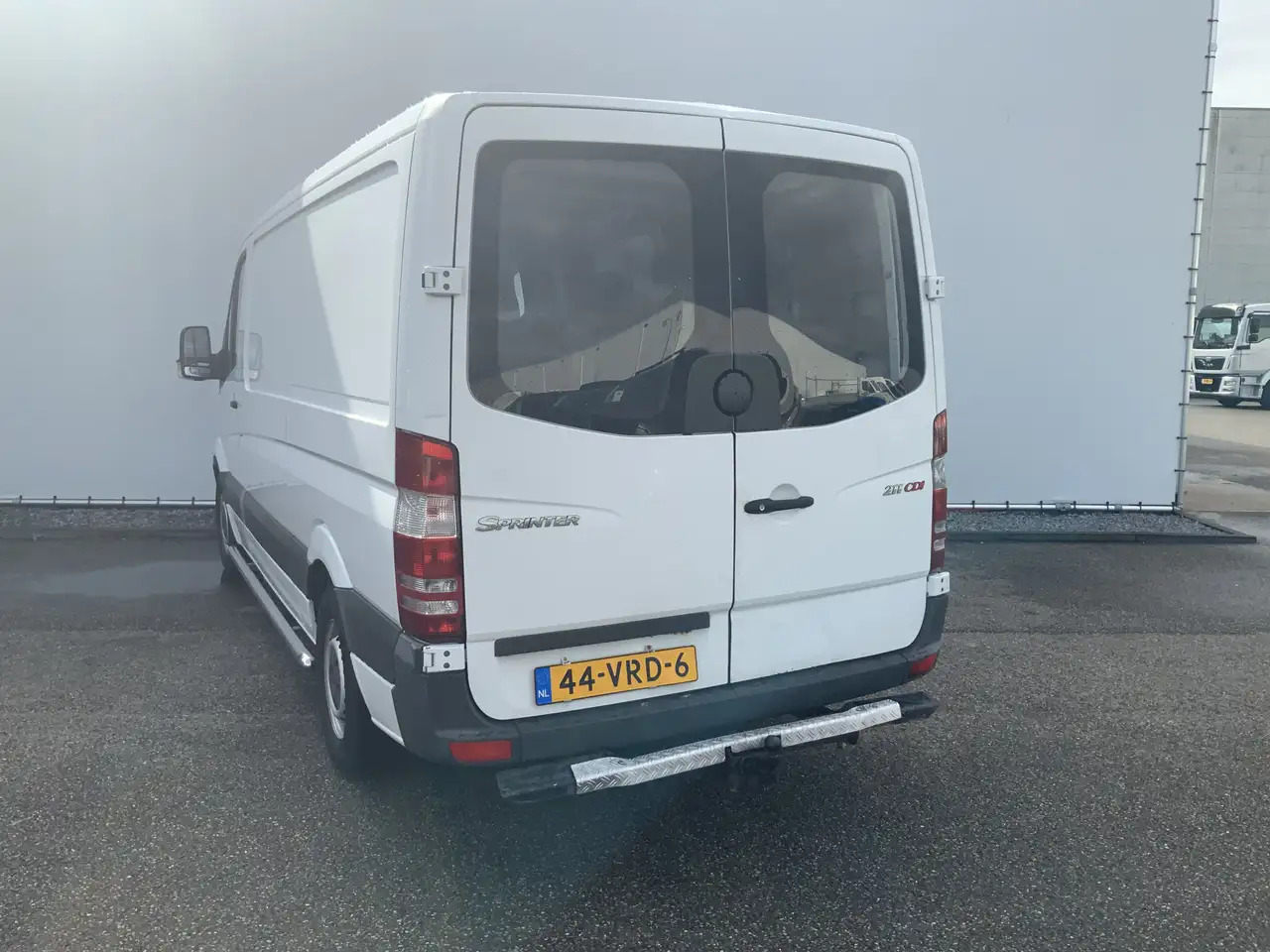 Mercedes-Benz Sprinter 211 2.2 CDI 366 L2 H1 Automaat 3 Zits Side Bar Tre - فان: صور 2 Mercedes-Benz Sprinter 211 2.2 CDI 366 L2 H1 Automaat 3 Zits Side Bar Tre - فان: صور 2