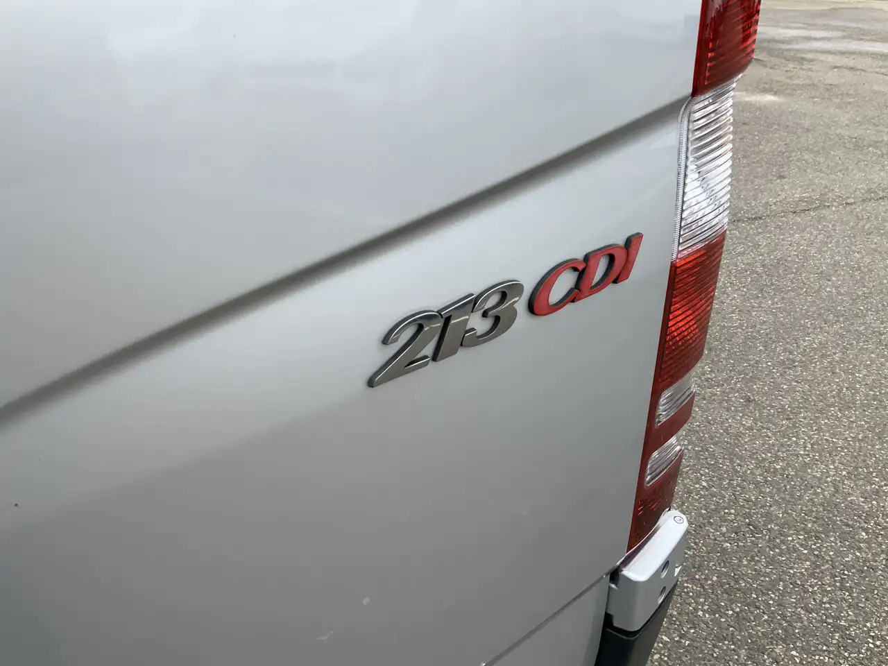 Mercedes-Benz Sprinter 213 2.2 CDI 325 L1H1 Airco Cruise Euro 4 - فان: صور 3 Mercedes-Benz Sprinter 213 2.2 CDI 325 L1H1 Airco Cruise Euro 4 - فان: صور 3