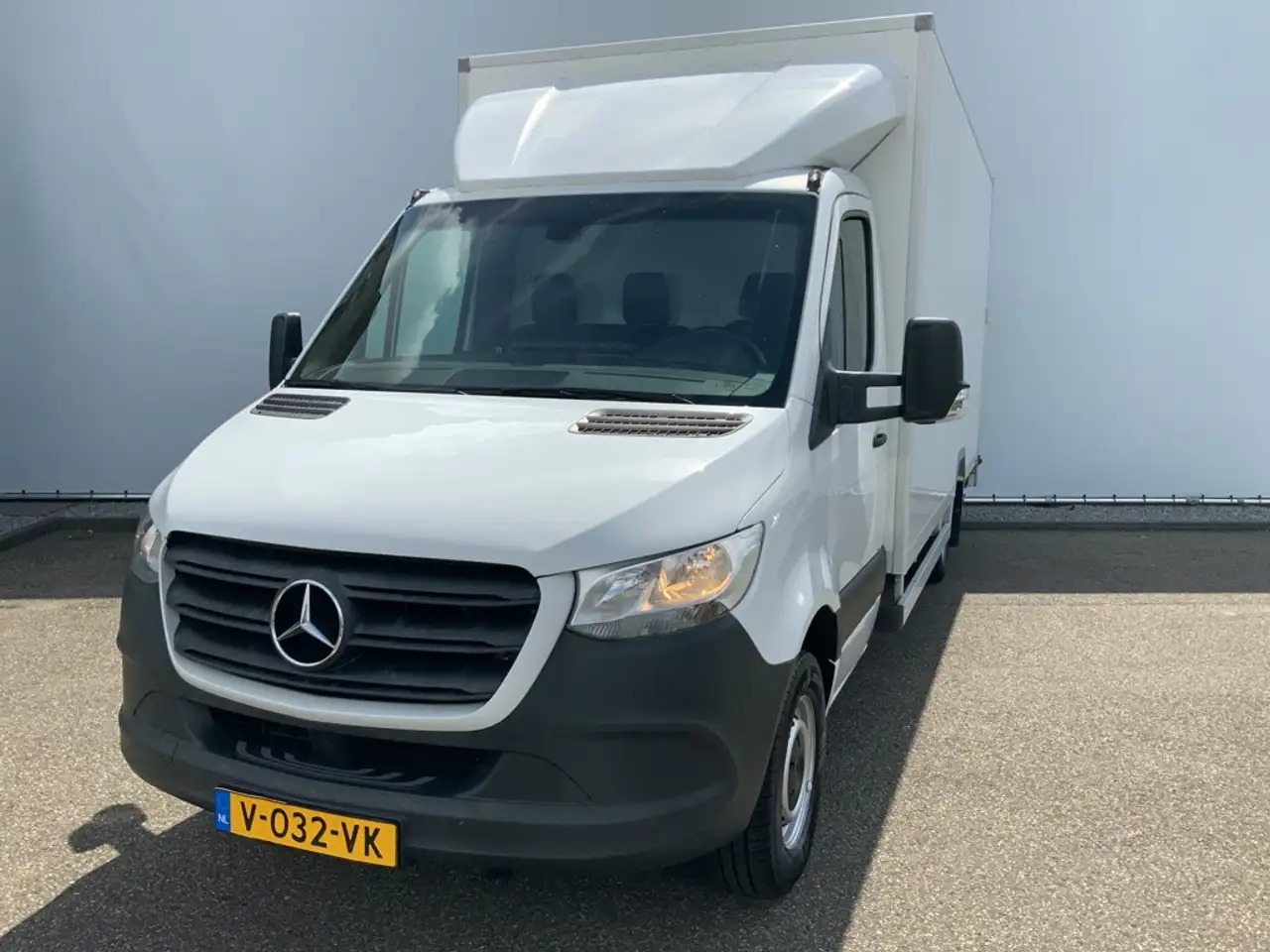 Mercedes-Benz Sprinter 314 2.2 CDI 432 Automaat Meubelbak & Klep Veer Air - الشاحنات الصغيرة صندوق مغلق: صور 1 Mercedes-Benz Sprinter 314 2.2 CDI 432 Automaat Meubelbak & Klep Veer Air - الشاحنات الصغيرة صندوق مغلق: صور 1