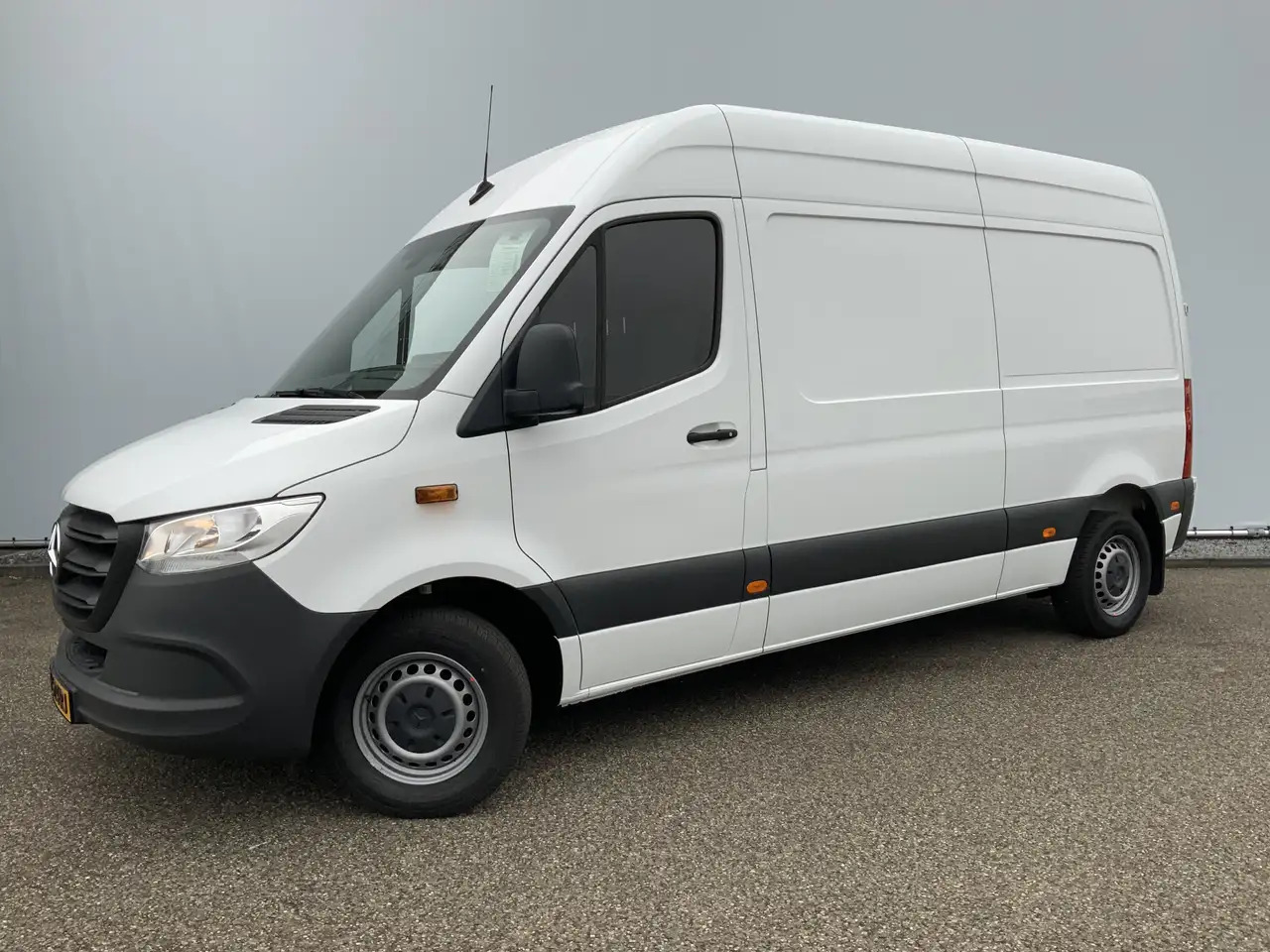 Mercedes-Benz Sprinter 314 2.2 CDI L2H2 Airco Camera Navi 3 Zits MBUX Sch - فان: صور 1 Mercedes-Benz Sprinter 314 2.2 CDI L2H2 Airco Camera Navi 3 Zits MBUX Sch - فان: صور 1