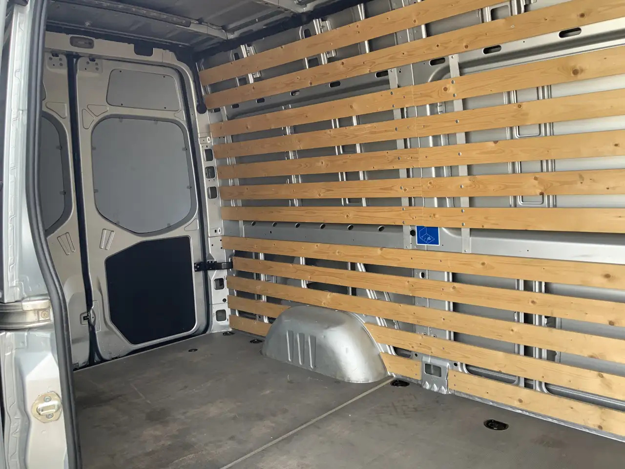 فان Mercedes-Benz Sprinter 315 1.9 CDI L2H2 Automaat 3 Zits Airco Navi Camera: صور 21 فان Mercedes-Benz Sprinter 315 1.9 CDI L2H2 Automaat 3 Zits Airco Navi Camera: صور 21