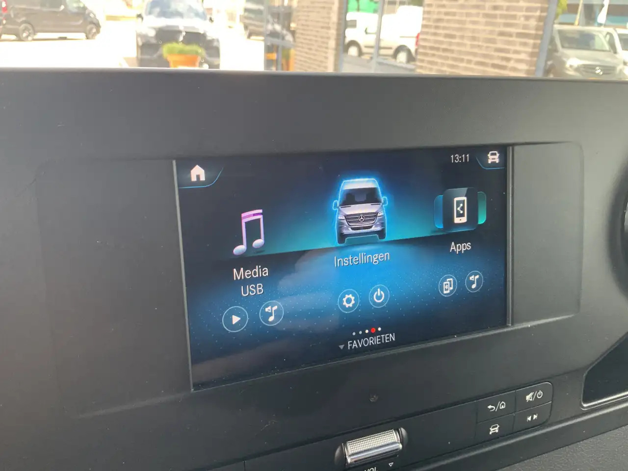 فان Mercedes-Benz Sprinter 315 1.9 CDI L2H2 Automaat 3 Zits Airco Navi Camera: صور 14 فان Mercedes-Benz Sprinter 315 1.9 CDI L2H2 Automaat 3 Zits Airco Navi Camera: صور 14