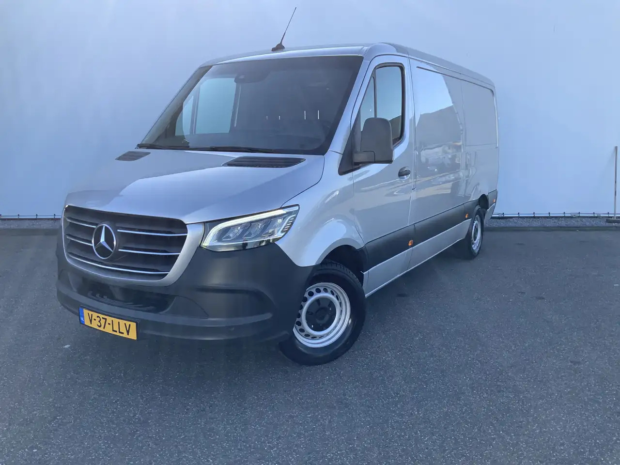 Mercedes-Benz Sprinter 316 2.2 CDI 366 L2H1 Automaat M BUX Airco Camera C - فان: صور 1 Mercedes-Benz Sprinter 316 2.2 CDI 366 L2H1 Automaat M BUX Airco Camera C - فان: صور 1