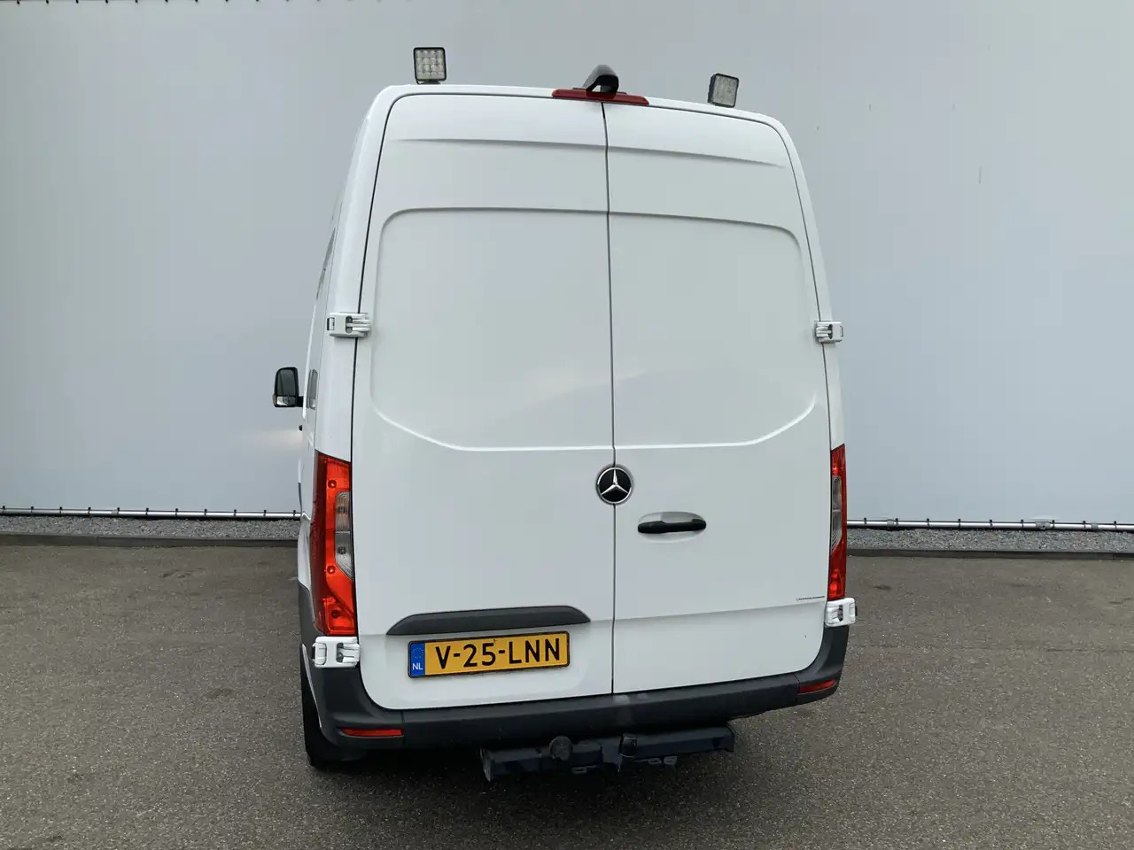 Mercedes-Benz Sprinter 316 2.2 CDI L2H2 Airco Cruise Camera Navi Trekhaak - فان: صور 2 Mercedes-Benz Sprinter 316 2.2 CDI L2H2 Airco Cruise Camera Navi Trekhaak - فان: صور 2
