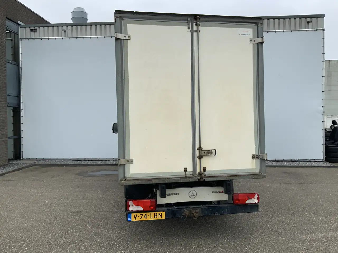 Mercedes-Benz Sprinter 513 2.2 CDI 432 Meubelbak & Deuren 3 Zits Cruise T - الشاحنات الصغيرة صندوق مغلق: صور 2 Mercedes-Benz Sprinter 513 2.2 CDI 432 Meubelbak & Deuren 3 Zits Cruise T - الشاحنات الصغيرة صندوق مغلق: صور 2