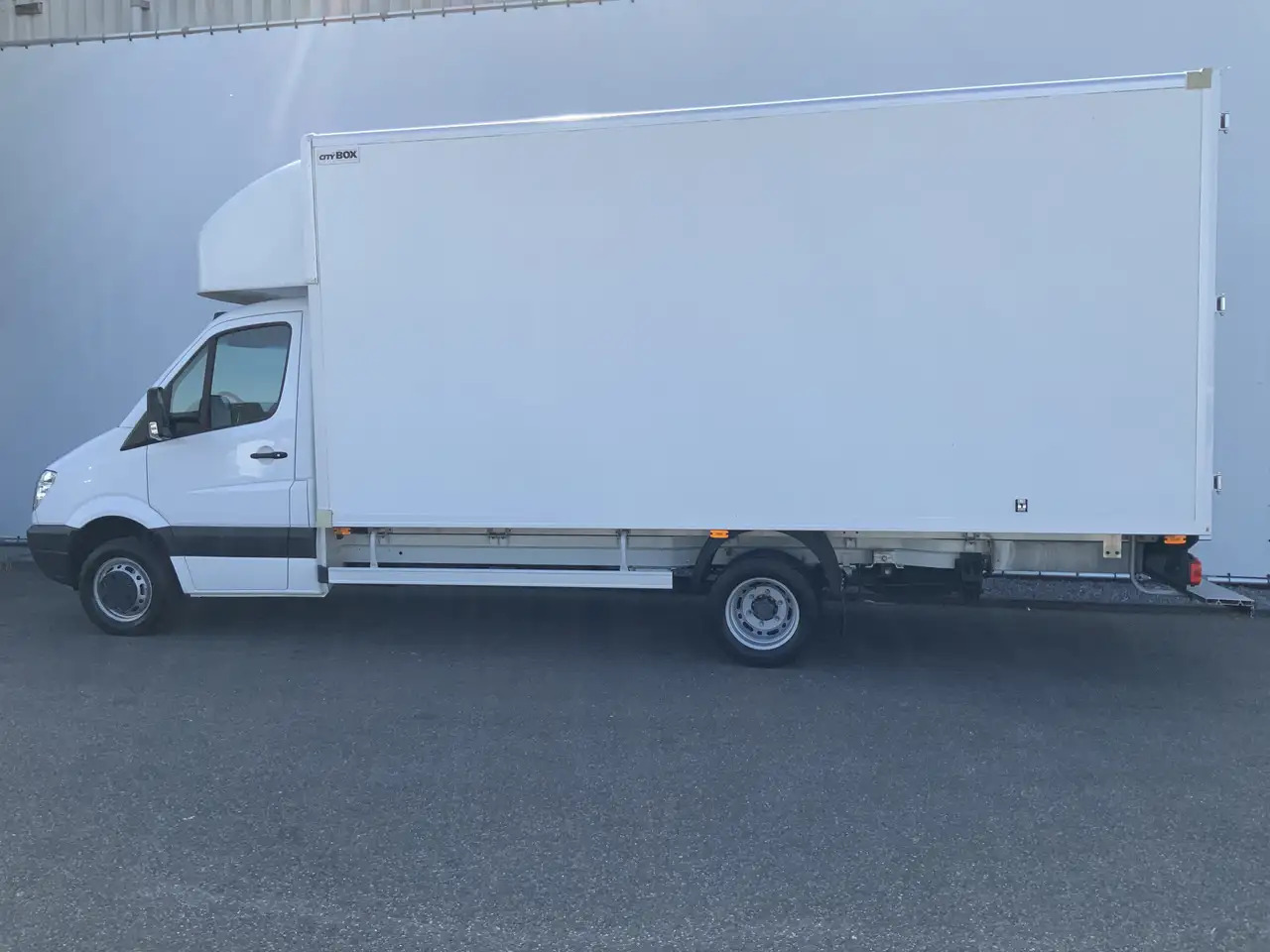 Mercedes-Benz Sprinter 515 2.2 CDI 432 Meubelbak 5,10 MTR.&Deuren Airco 3 - الشاحنات الصغيرة صندوق مغلق: صور 3 Mercedes-Benz Sprinter 515 2.2 CDI 432 Meubelbak 5,10 MTR.&Deuren Airco 3 - الشاحنات الصغيرة صندوق مغلق: صور 3
