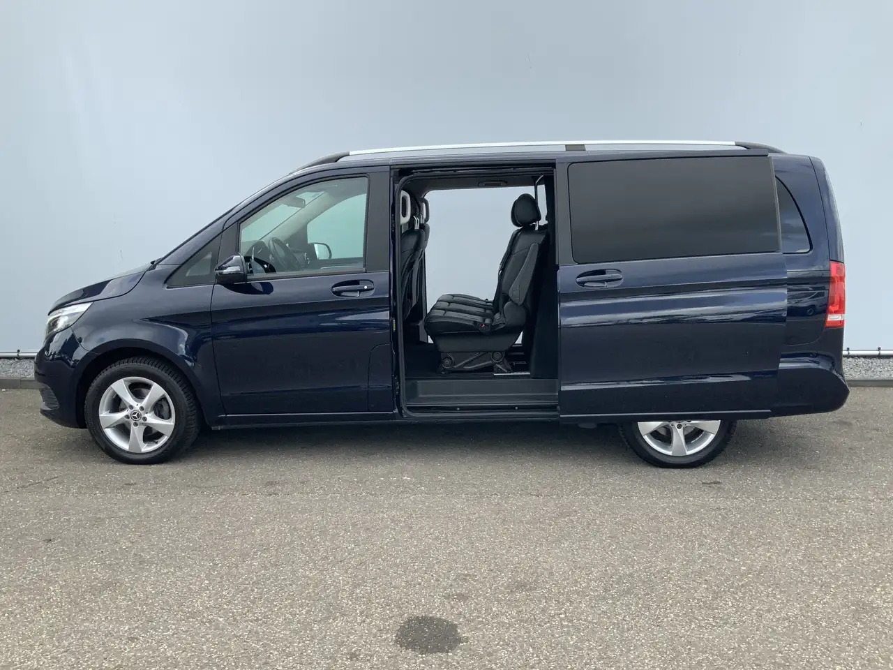 Mercedes-Benz V 220 220d Lang Automaat Avantgarde Edition Dub Cab Leer - أخرى: صور 4 Mercedes-Benz V 220 220d Lang Automaat Avantgarde Edition Dub Cab Leer - أخرى: صور 4