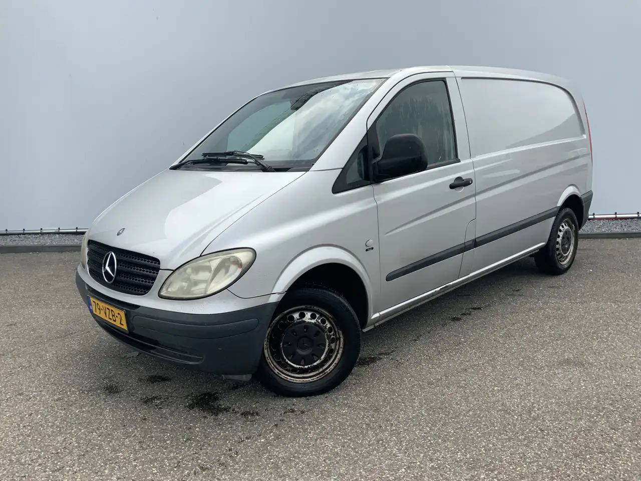 Mercedes-Benz Vito 111 CDI 320 Lang Verstuiver lek Airco Cruise 3 Zit - أخرى: صور 1 Mercedes-Benz Vito 111 CDI 320 Lang Verstuiver lek Airco Cruise 3 Zit - أخرى: صور 1