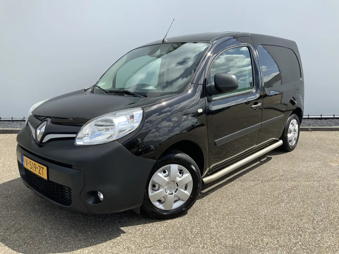 Renault Kangoo 1.5 dCi 90 Energy Comfort Plus .Sortimo Kasten Com - فان المدمجة, سيارة بلدية: صور 1 Renault Kangoo 1.5 dCi 90 Energy Comfort Plus .Sortimo Kasten Com - فان المدمجة, سيارة بلدية: صور 1