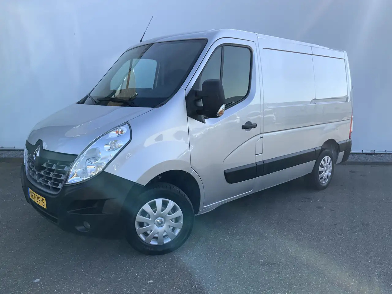 Renault Master T33 2.3 dCi L1H1Airco Cruise 3 Zits Trekhaak 2500 - فان: صور 1 Renault Master T33 2.3 dCi L1H1Airco Cruise 3 Zits Trekhaak 2500 - فان: صور 1
