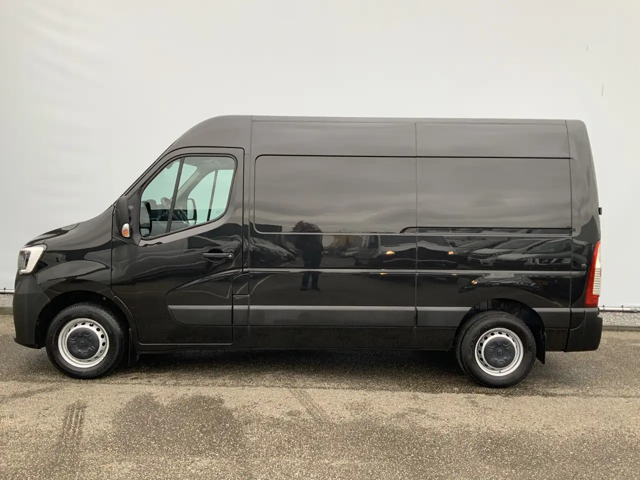 Renault Master T35 2.3 dCi 150 L2H2 Airco Cruise Camera 3 Zits Na - فان: صور 3 Renault Master T35 2.3 dCi 150 L2H2 Airco Cruise Camera 3 Zits Na - فان: صور 3
