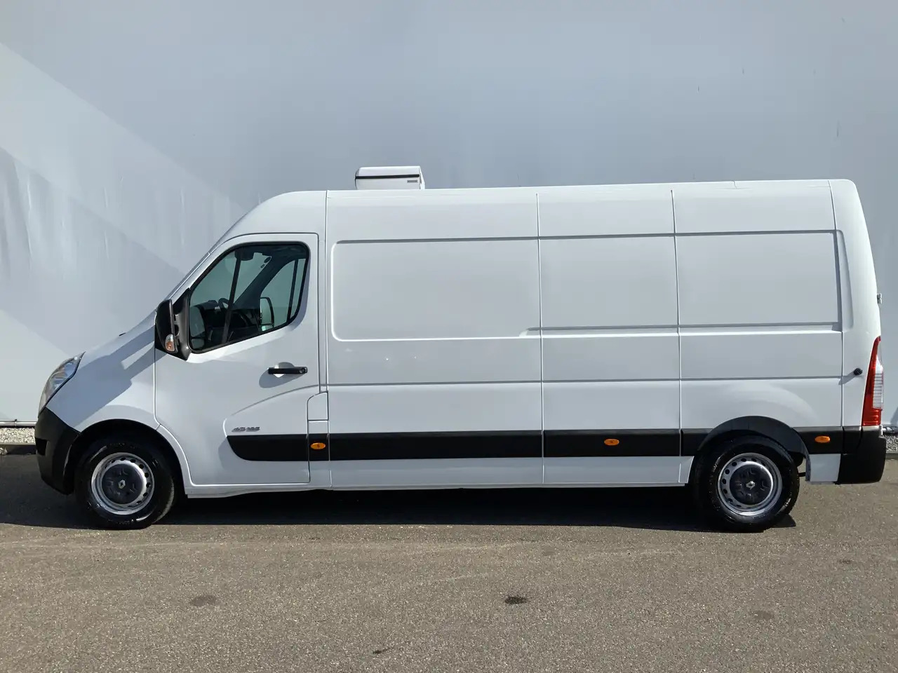 Renault Master T35 2.3 dCi L3H2 Maxi Koelauto Cruise 3 Zits Euro إيجار Renault Master T35 2.3 dCi L3H2 Maxi Koelauto Cruise 3 Zits Euro: صور 10