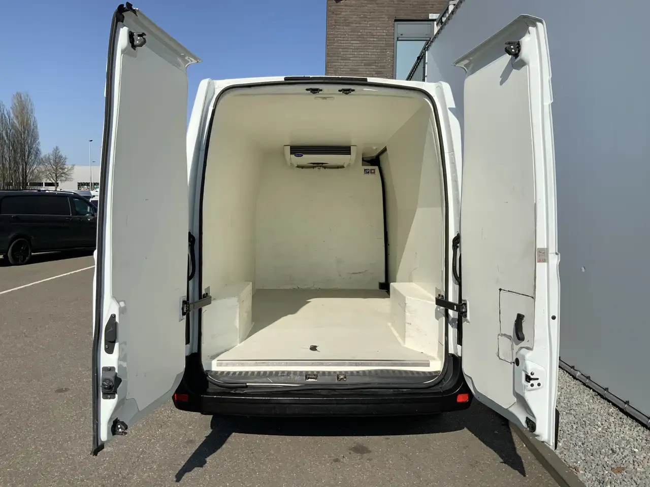 Renault Master T35 2.3 dCi L3H2 Maxi Koelauto Cruise 3 Zits Euro إيجار Renault Master T35 2.3 dCi L3H2 Maxi Koelauto Cruise 3 Zits Euro: صور 13