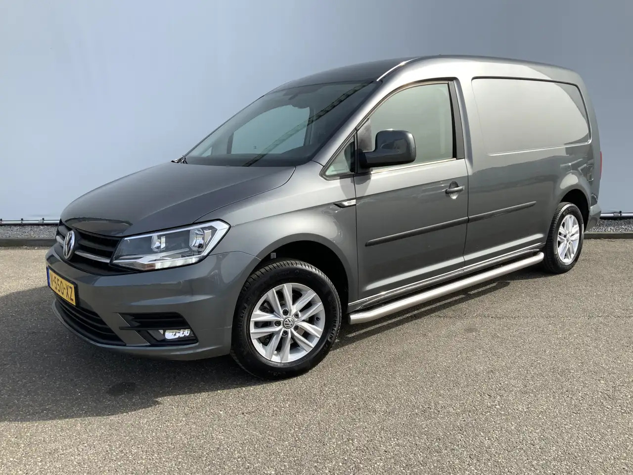 Volkswagen Caddy 2.0 TDI L2H1 BMT Maxi Exclusive Edtion Airco Navi - فان المدمجة: صور 1 Volkswagen Caddy 2.0 TDI L2H1 BMT Maxi Exclusive Edtion Airco Navi - فان المدمجة: صور 1