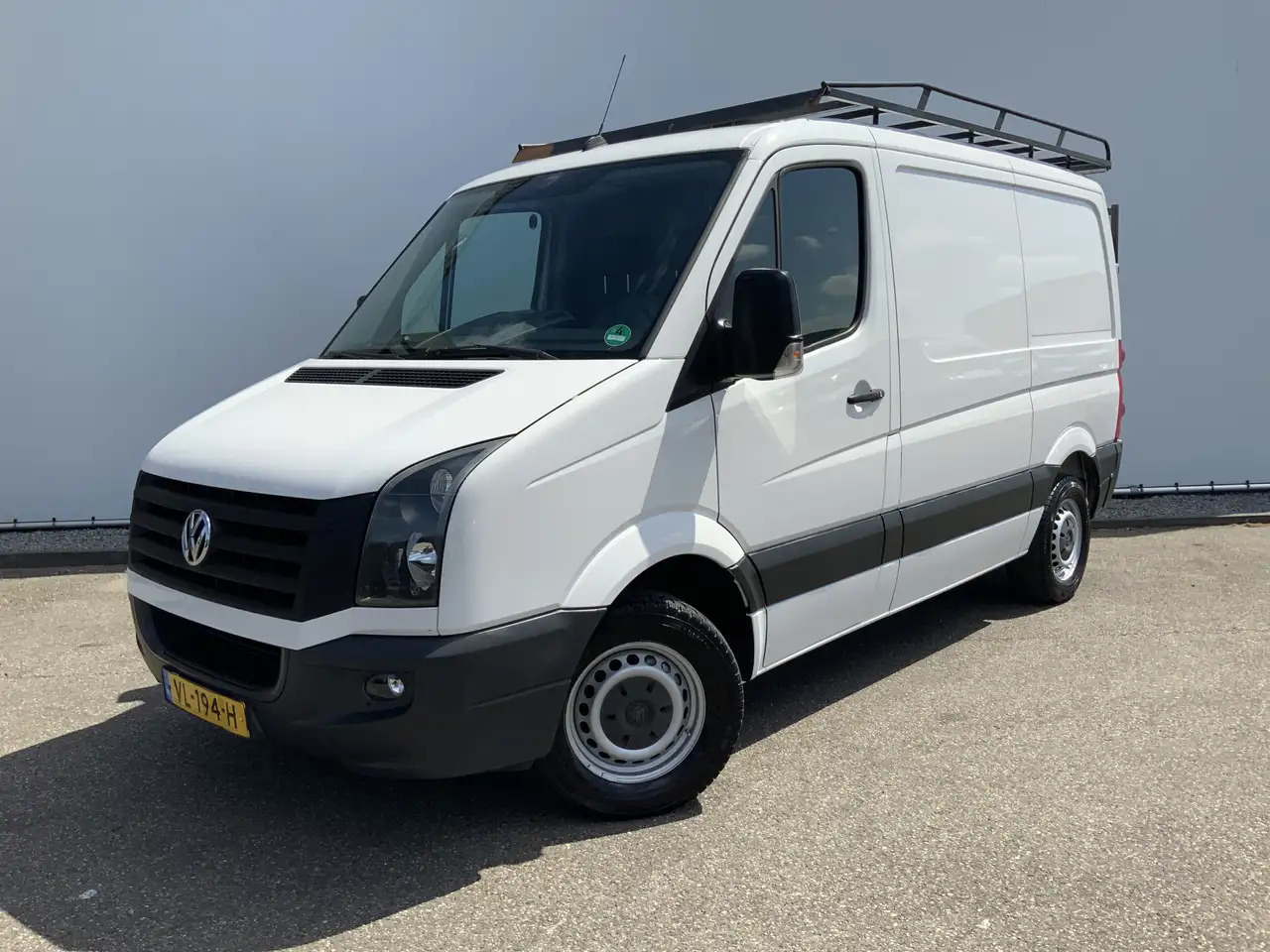 Volkswagen Crafter 35 2.0 TDI L1H1 Airco Cruise 3 Zits Trekhaak 2000 - فان: صور 1 Volkswagen Crafter 35 2.0 TDI L1H1 Airco Cruise 3 Zits Trekhaak 2000 - فان: صور 1