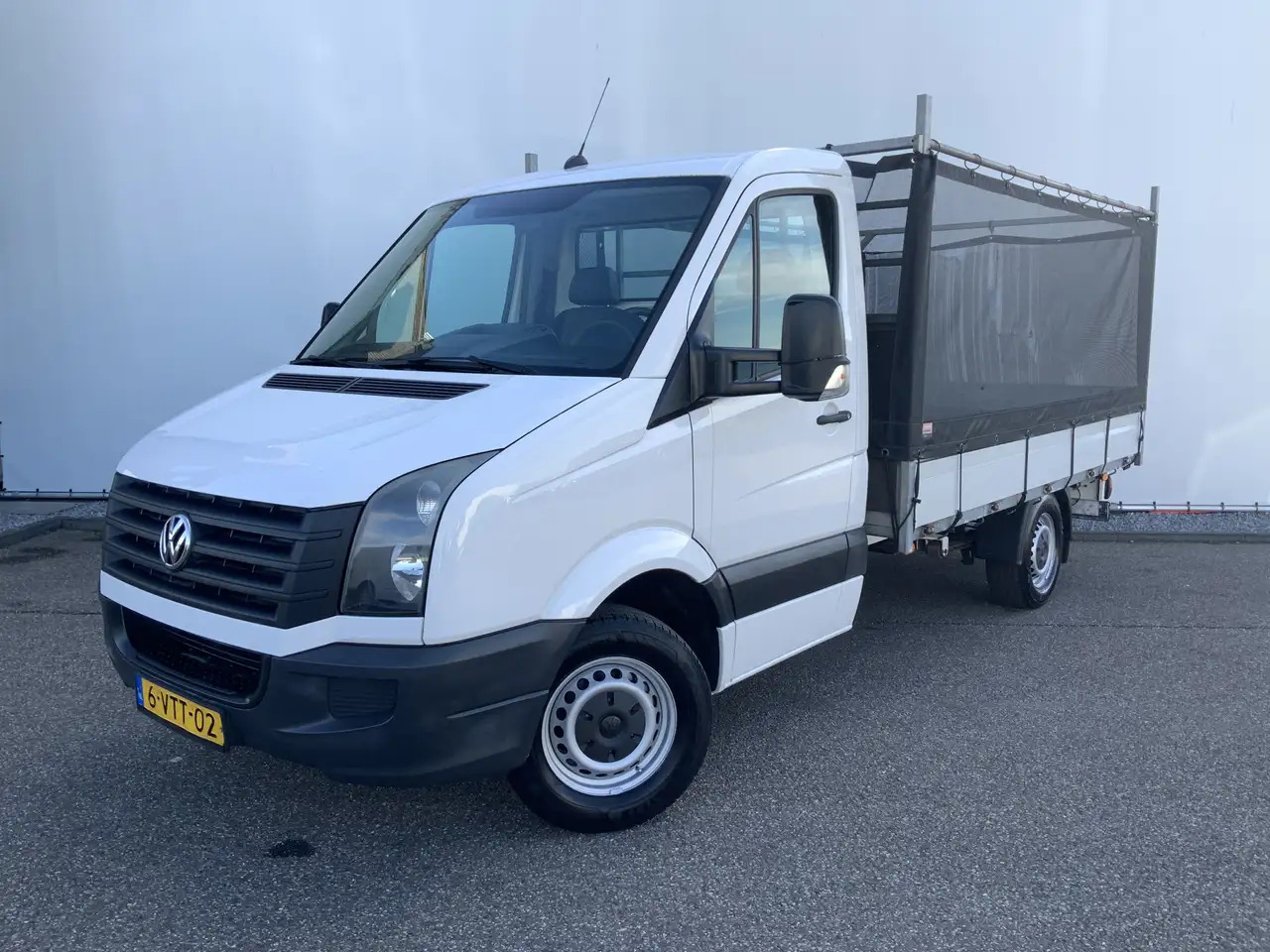 Volkswagen Crafter 50 2.0 TDI L2H1Pick Up Airco Cruise Trekhaak 3500 - الشاحنات الصغيرة المسطحة: صور 1 Volkswagen Crafter 50 2.0 TDI L2H1Pick Up Airco Cruise Trekhaak 3500 - الشاحنات الصغيرة المسطحة: صور 1