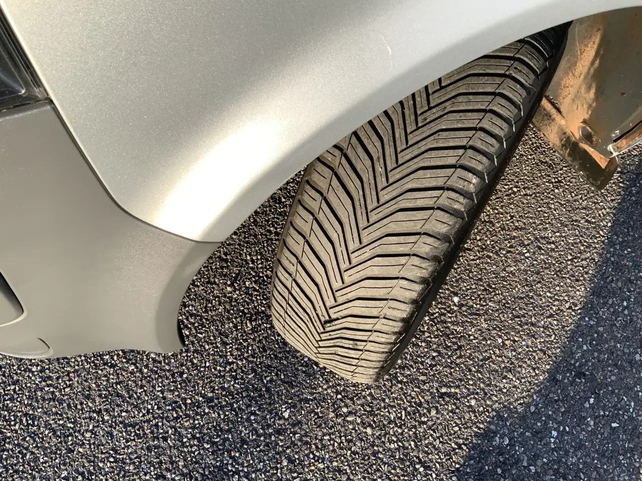 Volkswagen T5 Transporter 2.0 L1H2 Benzine Airco Navi Dub Schuifdeuren Leer إيجار Volkswagen T5 Transporter 2.0 L1H2 Benzine Airco Navi Dub Schuifdeuren Leer: صور 15