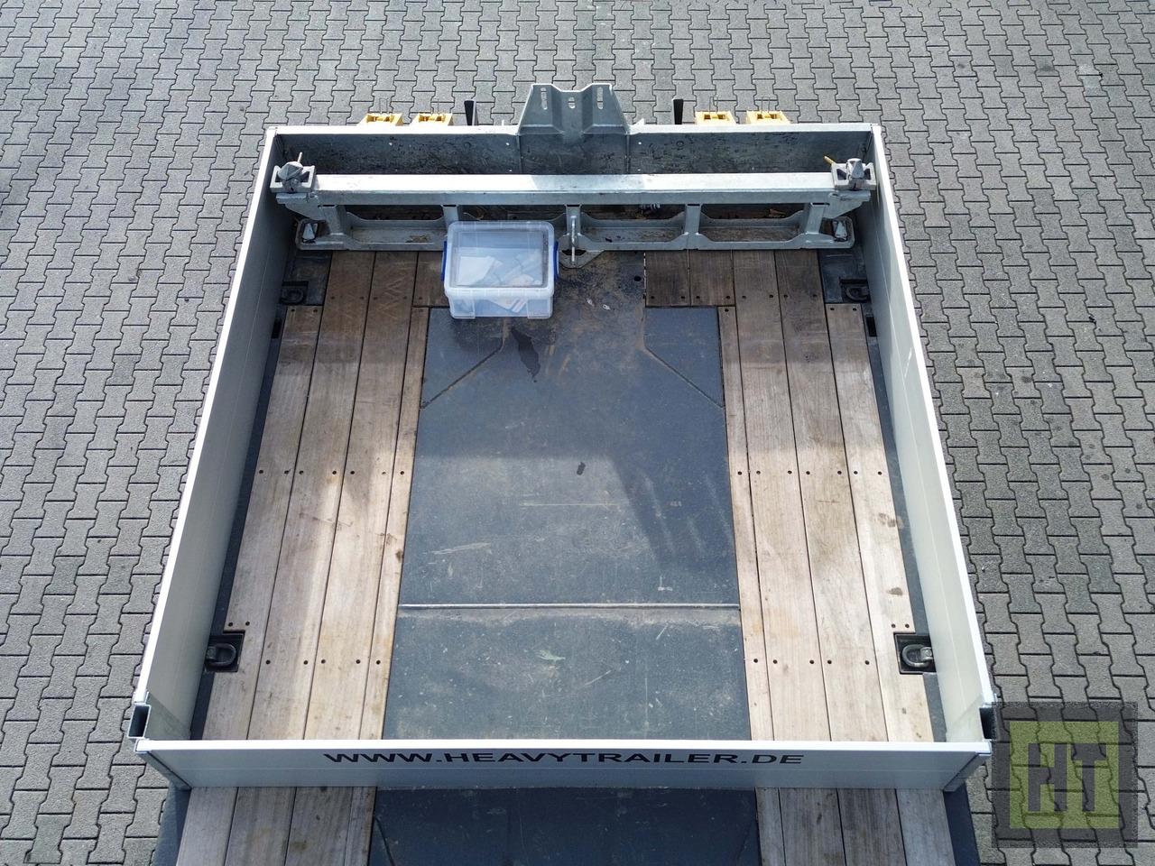 Faymonville MAX Trailer 4-Achs-Mega-Tele-Semi mit Rampen - عربة مسطحة منخفضة نصف مقطورة: صور 2 Faymonville MAX Trailer 4-Achs-Mega-Tele-Semi mit Rampen - عربة مسطحة منخفضة نصف مقطورة: صور 2