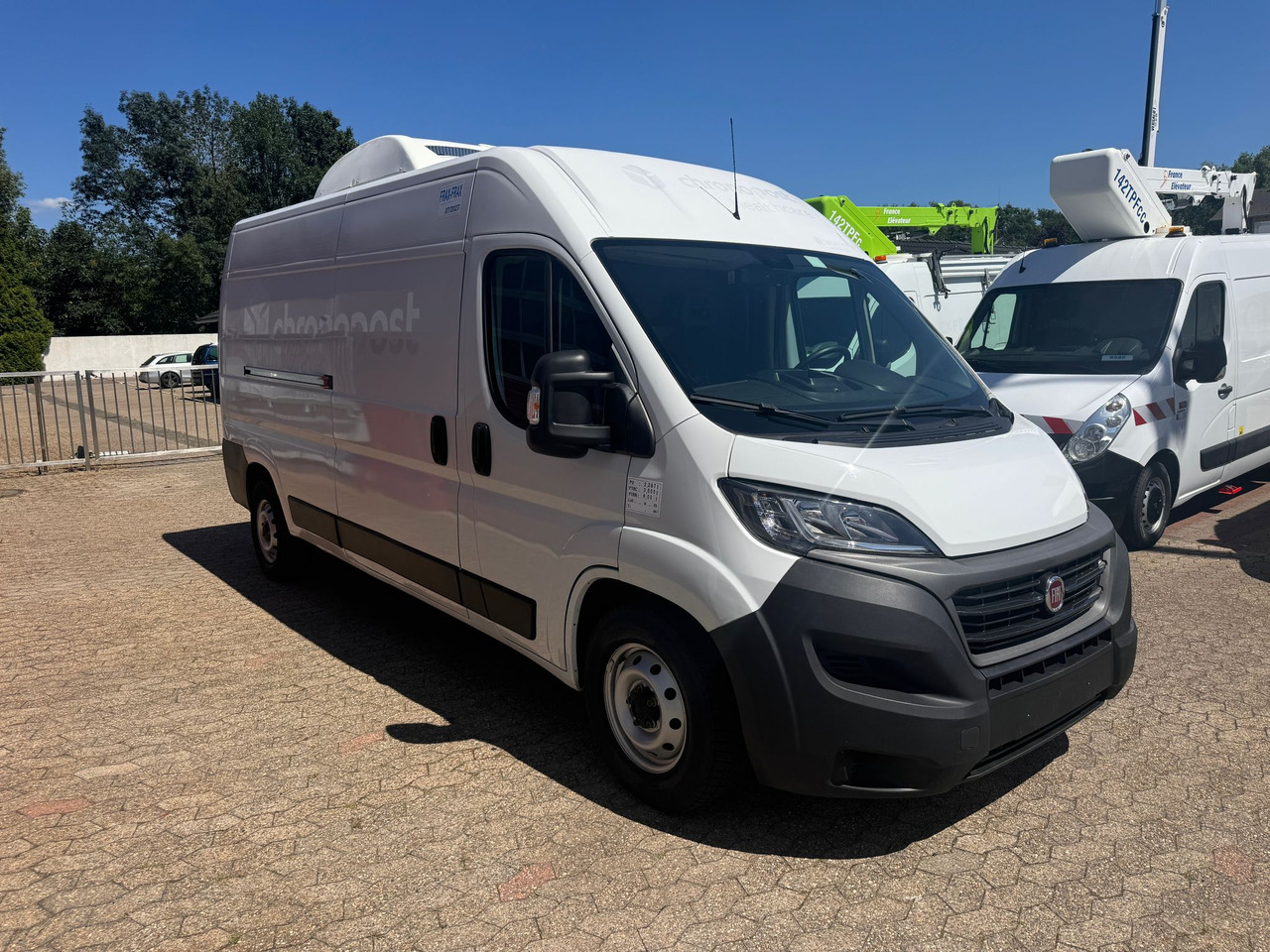 Fiat Ducato 250 Kühlkastenwagen 3 Kammern EURO 6 - الشاحنات الصغيرة المبردة: صور 3 Fiat Ducato 250 Kühlkastenwagen 3 Kammern EURO 6 - الشاحنات الصغيرة المبردة: صور 3