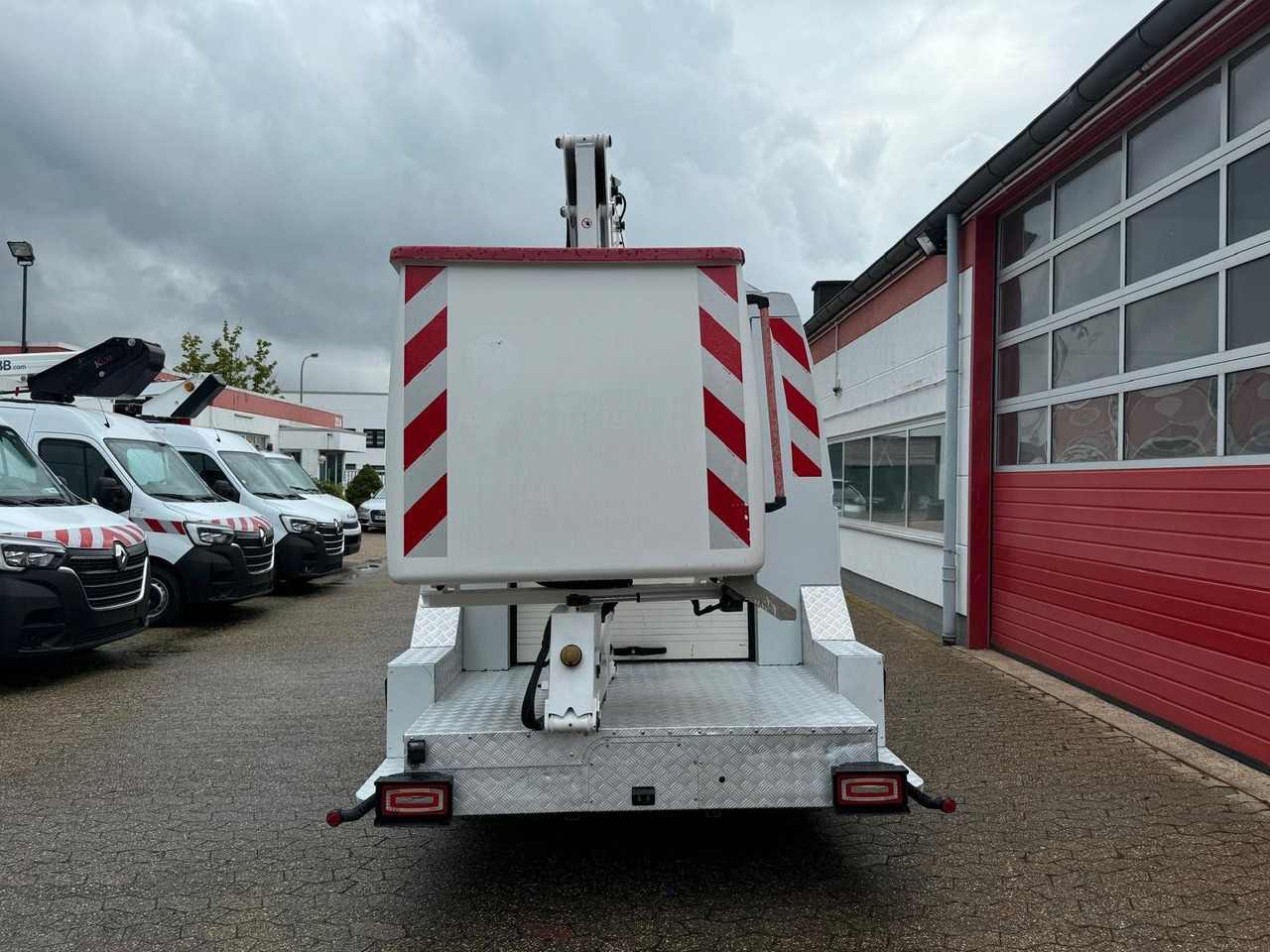 Renault Master L3H2 Steiger France Elévateur 172 TPFcc - مصاعد الازدهار محمولة على شاحنة: صور 5 Renault Master L3H2 Steiger France Elévateur 172 TPFcc - مصاعد الازدهار محمولة على شاحنة: صور 5
