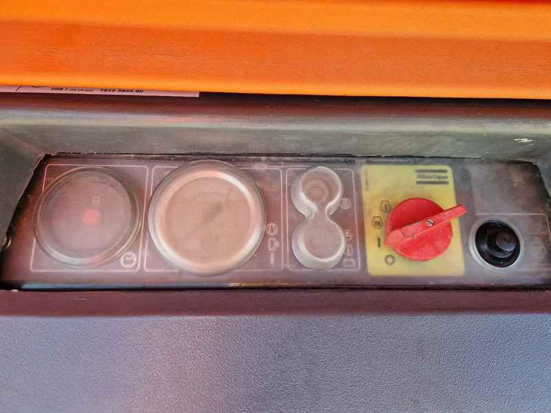 Atlas-Copco XAS57 - ضاغط الهواء: صور 4 Atlas-Copco XAS57 - ضاغط الهواء: صور 4