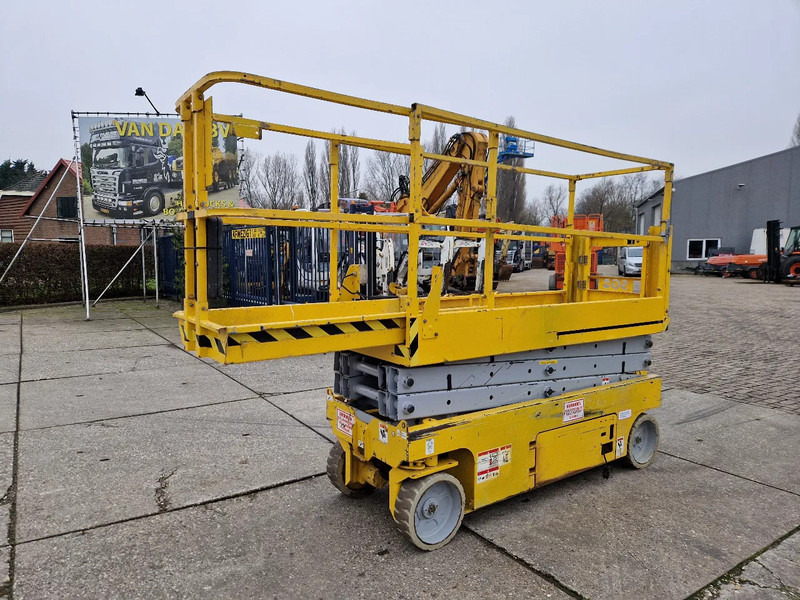 Genie GS2032 elektrisch werkhoogte 8m. en uitschuifplatform - رافعات مقصية: صور 3 Genie GS2032 elektrisch werkhoogte 8m. en uitschuifplatform - رافعات مقصية: صور 3