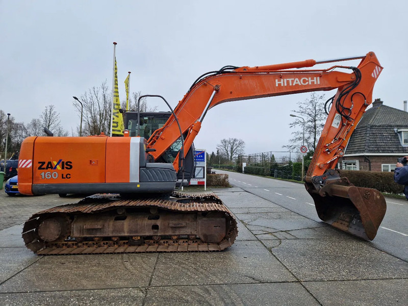 Hitachi ZX160LC-3 met zeer net rijwerk - حفارات زحافة: صور 2 Hitachi ZX160LC-3 met zeer net rijwerk - حفارات زحافة: صور 2