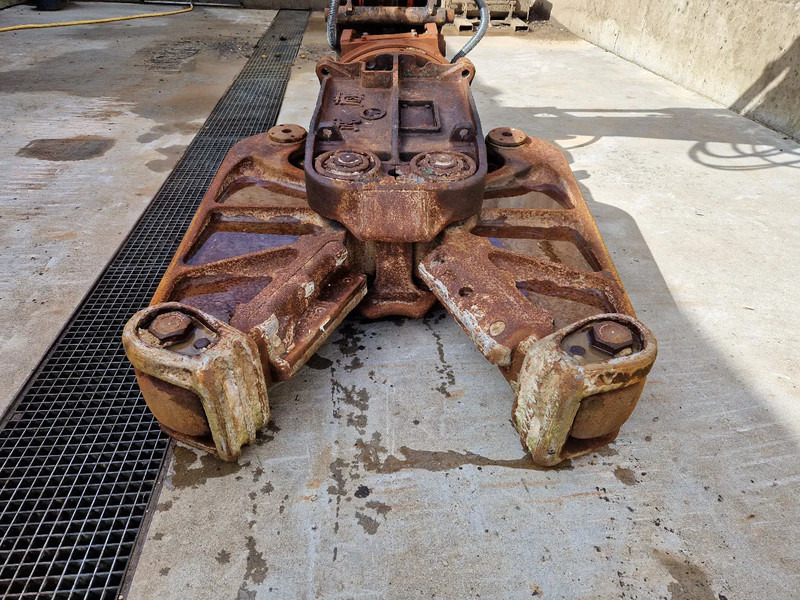 Komatsu JCY17 schrootschaar/betonvergruizer - ماكينة القص الهيدروليكي: صور 2 Komatsu JCY17 schrootschaar/betonvergruizer - ماكينة القص الهيدروليكي: صور 2