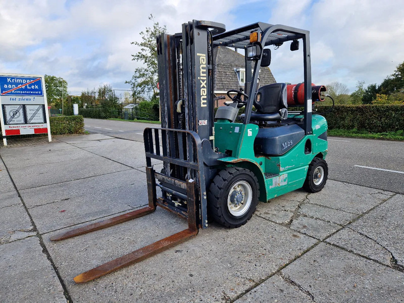 Maximal Nissan Zhejiang 2.5 ton LPG LOW HOURS - رافعة شوكية تعمل بالغاز: صور 2 Maximal Nissan Zhejiang 2.5 ton LPG LOW HOURS - رافعة شوكية تعمل بالغاز: صور 2