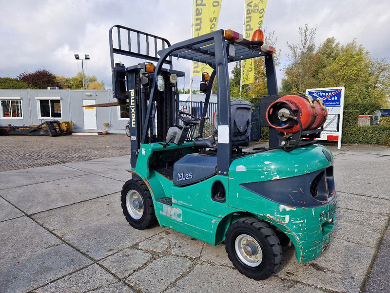 Maximal Nissan Zhejiang 2.5 ton LPG LOW HOURS - رافعة شوكية تعمل بالغاز: صور 5 Maximal Nissan Zhejiang 2.5 ton LPG LOW HOURS - رافعة شوكية تعمل بالغاز: صور 5