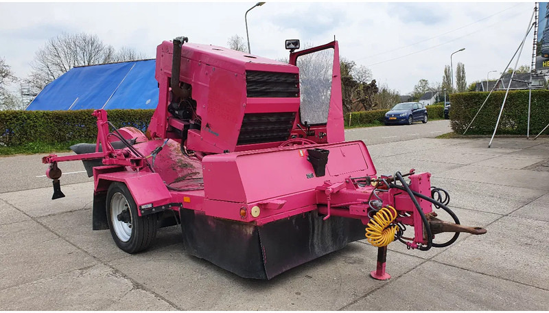 VERMEER SC1102 stobbenfrees/stronkenfrees op aanhanger - جلاخات أجذال الشجر: صور 4 VERMEER SC1102 stobbenfrees/stronkenfrees op aanhanger - جلاخات أجذال الشجر: صور 4