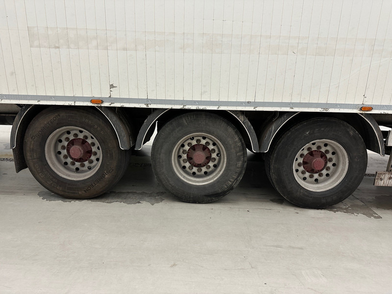 Benalu Walking Floor - أرضية المشي نصف مقطورة: صور 4 Benalu Walking Floor - أرضية المشي نصف مقطورة: صور 4