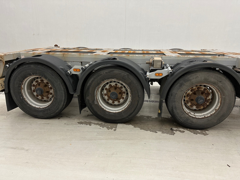 Broshuis Polyvalent skelet ADR 2 x 20-30-40-45 ft* - شاحنات الحاويات / جسم علوي قابل للتغيير نصف مقطورة: صور 4 Broshuis Polyvalent skelet ADR 2 x 20-30-40-45 ft* - شاحنات الحاويات / جسم علوي قابل للتغيير نصف مقطورة: صور 4