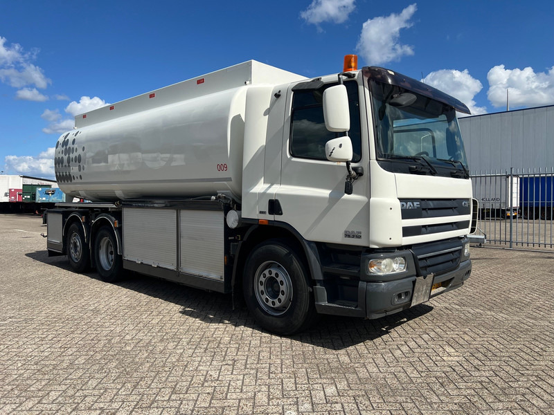 DAF CF75.310 - 6x2 - شاحنة صهريج: صور 3 DAF CF75.310 - 6x2 - شاحنة صهريج: صور 3
