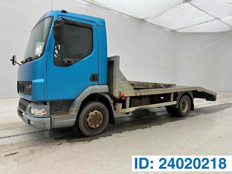 DAF LF45.12 - شاحنة نقل سيارات شاحنة: صور 1 DAF LF45.12 - شاحنة نقل سيارات شاحنة: صور 1