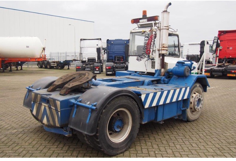 DAF RORO Terminal tractor TT13050H* - جرارات صالات المطارات: صور 5 DAF RORO Terminal tractor TT13050H* - جرارات صالات المطارات: صور 5